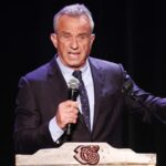 Élection américaine 2024 : Robert Kennedy Jr. maintient sa candidature mais appelle à soutenir Trump